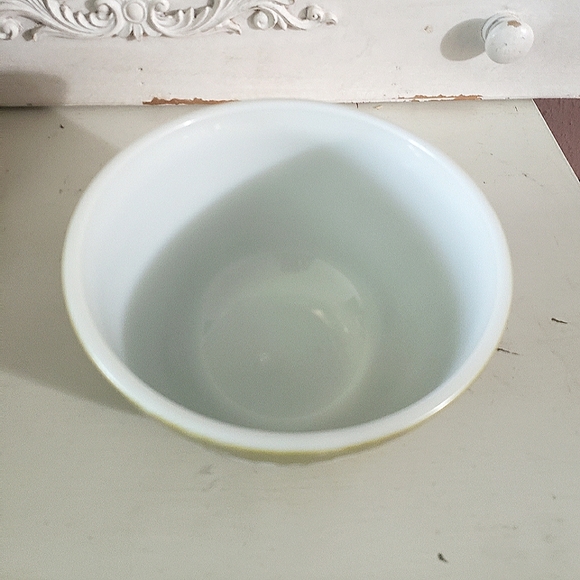 Pyrex Spring Blossom - Picture 4 of 4